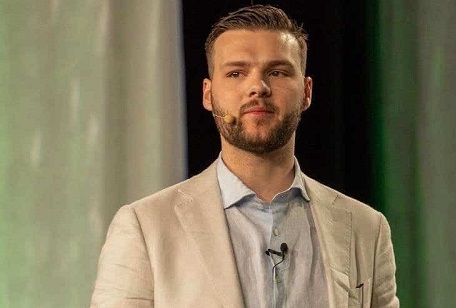 مدیرعامل سابق SafeMoon، به خاطر کلاهبرداری به بیش از ۸ سال زندان محکوم شد مدیرعامل سابق SafeMoon، به خاطر کلاهبرداری به بیش از ۸ سال زندان محکوم شد